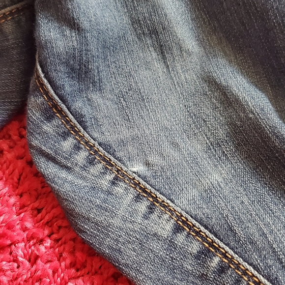 2/$20 New York and Company Straight Leg Jeans - Picture 7 of 7